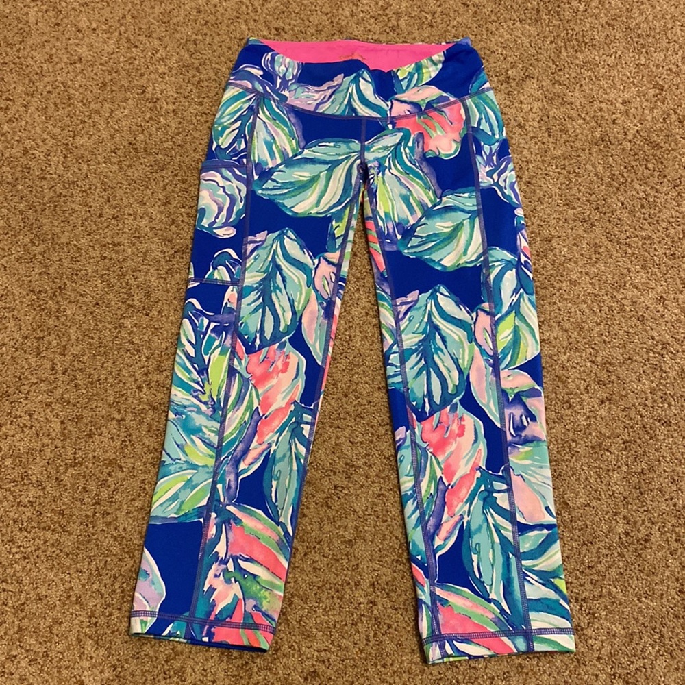 Lilly Pulitzer Luxletic Cropped Leggings with side pocket - Size XS - Picture 2 of 6